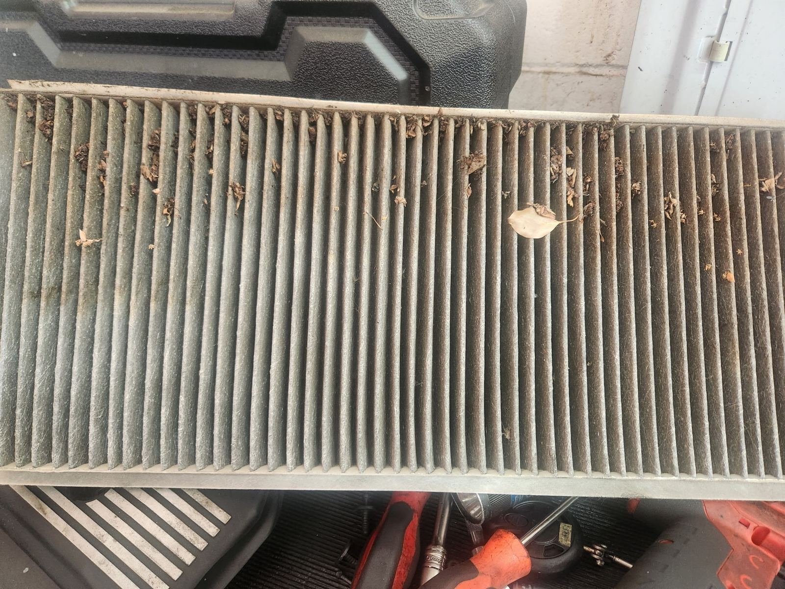 A Cabin Filter Overdue for Change, Walnut Smog & Repair, Pasadena CA